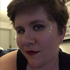 Meet your Posher, Joanna